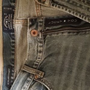 Lucky blue Jean, 40 waist, 32 length, 181 relaxed straight fit.